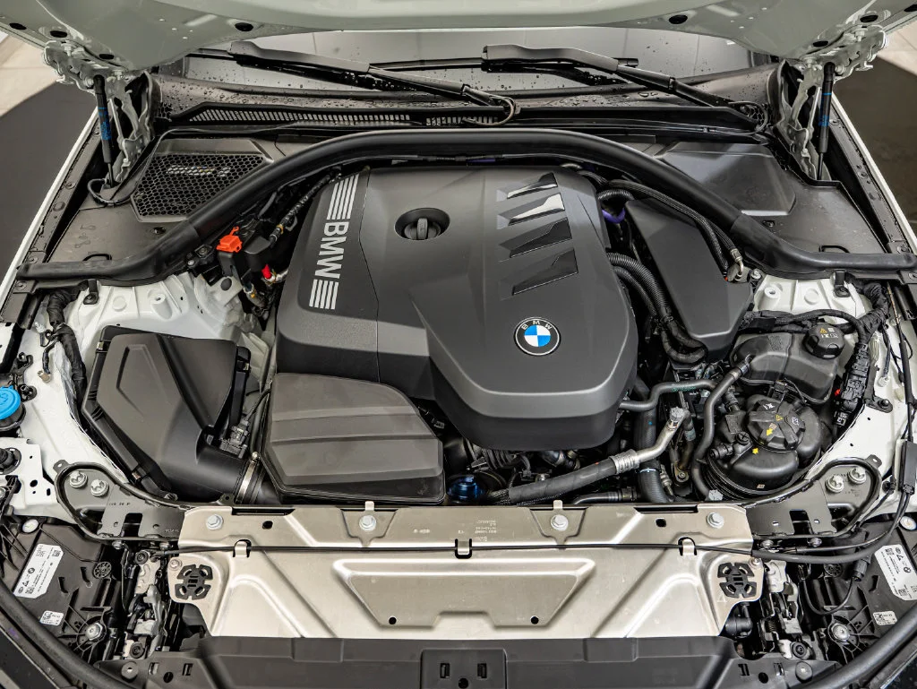 New 2026 Alpine White BMW 330i xDrive image 39