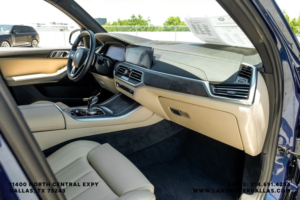 Used 2022 Blue Metallic BMW sDrive40i image 16