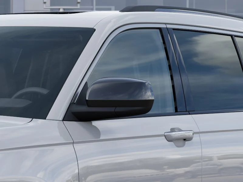 New 2026 Bright White Clear-Coat Exterior Paint Jeep  image 40