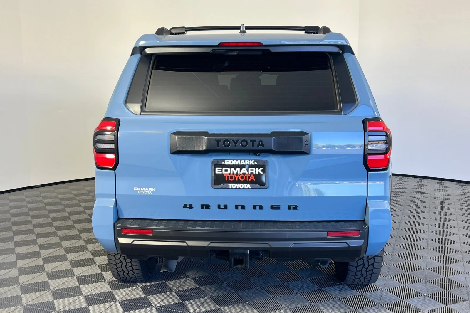 Certified Used 2025 Heritage Blue Toyota SR5 image 4