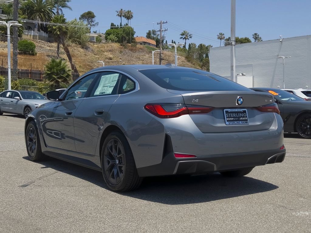 New 2026 Skyscraper Grey Metallic BMW eDrive40 image 15