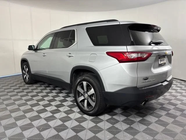 Used 2020 SILVER ICE METALLIC Chevrolet LT Leather image 40