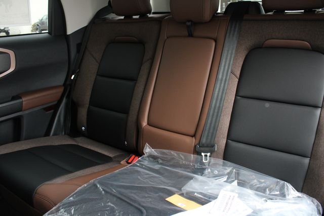 New 2026 Carbonized Gray Metallic Ford Outer Banks image 5