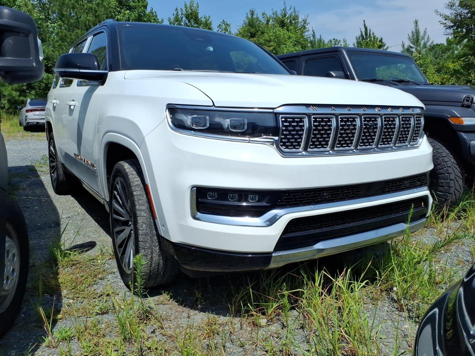 Used 2023 Bright White Clearcoat Jeep Series III image 5