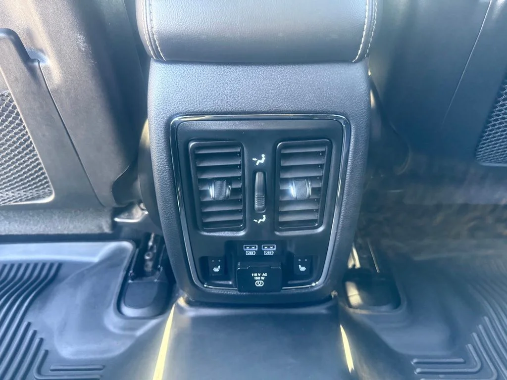 Used 2015 Brilliant Black Crystal Pearlcoat Jeep Limited image 39