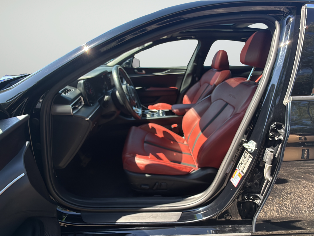 Used 2023 Black Kia GT-Line image 29