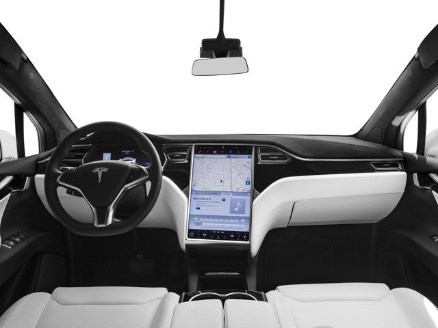 Used 2017 Deep Blue Metallic Tesla 90D image 11