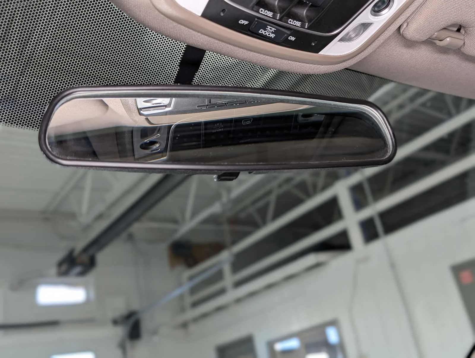 Used 2019 Platinum White Pearl Honda RTL image 31