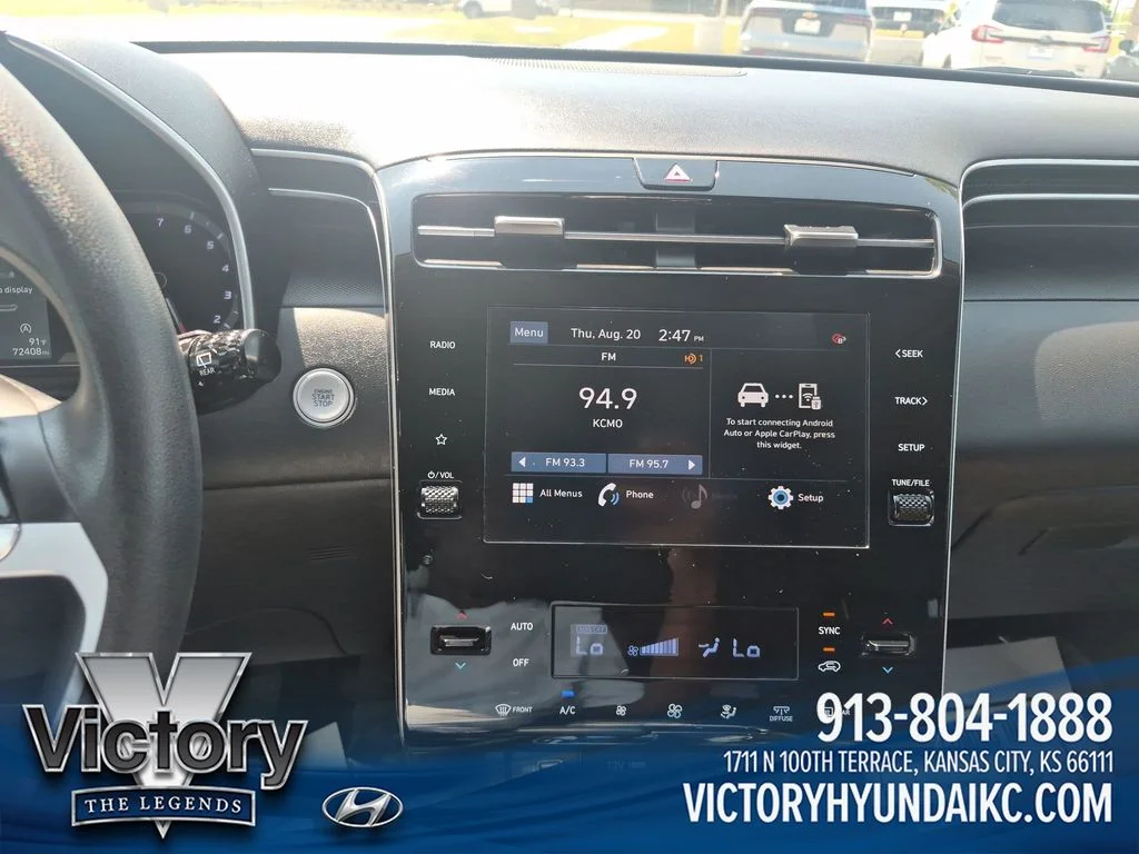 Used 2024 Black Hyundai SEL image 17