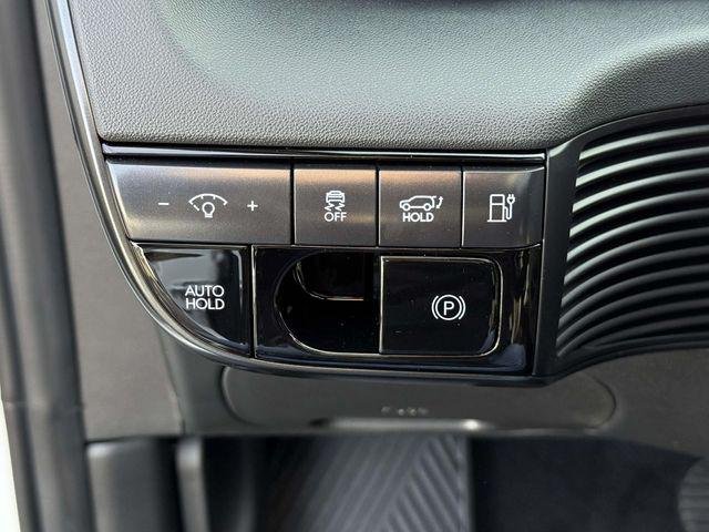 New 2025 White Hyundai XRT image 30