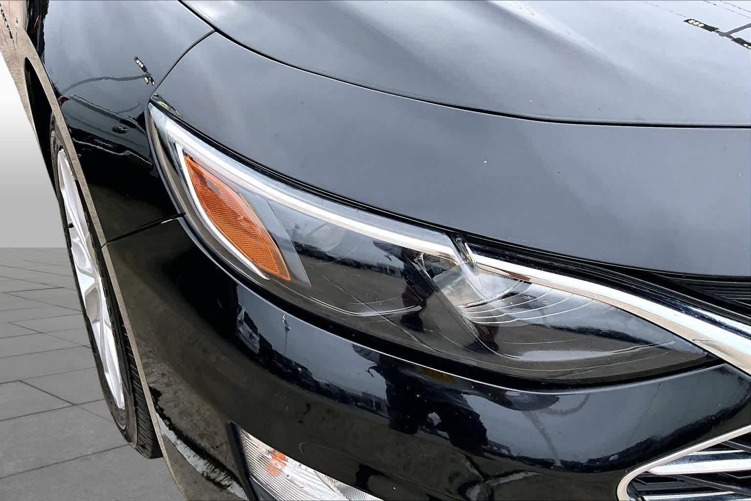 Used 2020 Mosaic Black Metallic Chevrolet LT image 27
