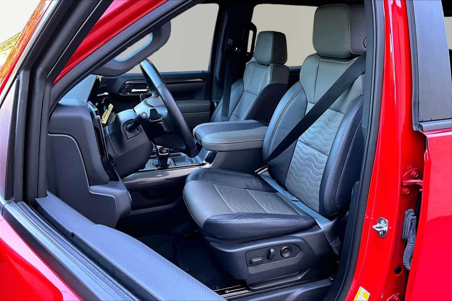 Used 2023 Red Hot Chevrolet ZR2 image 15