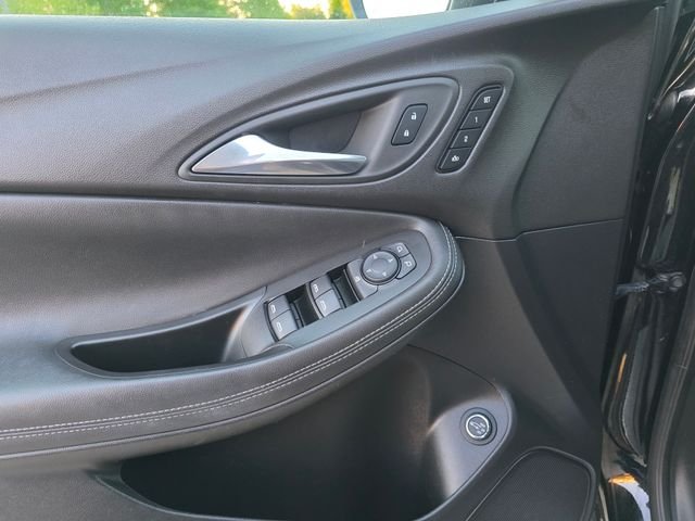 Used 2023 Black Buick Essence image 25