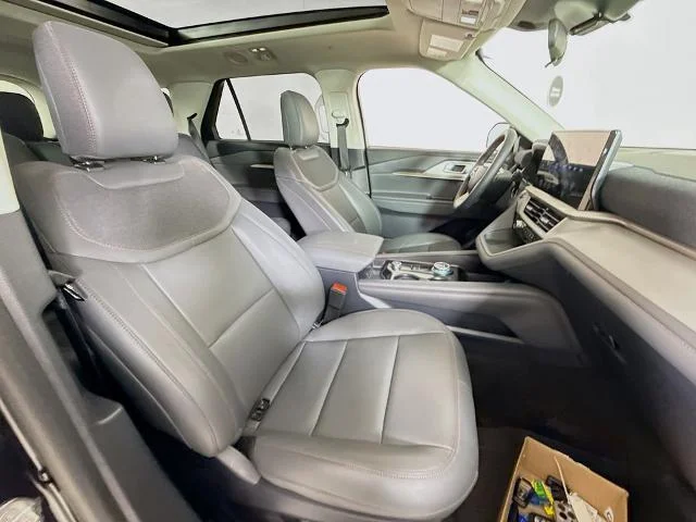 New 2026 Agate Black Metallic Ford Active image 62