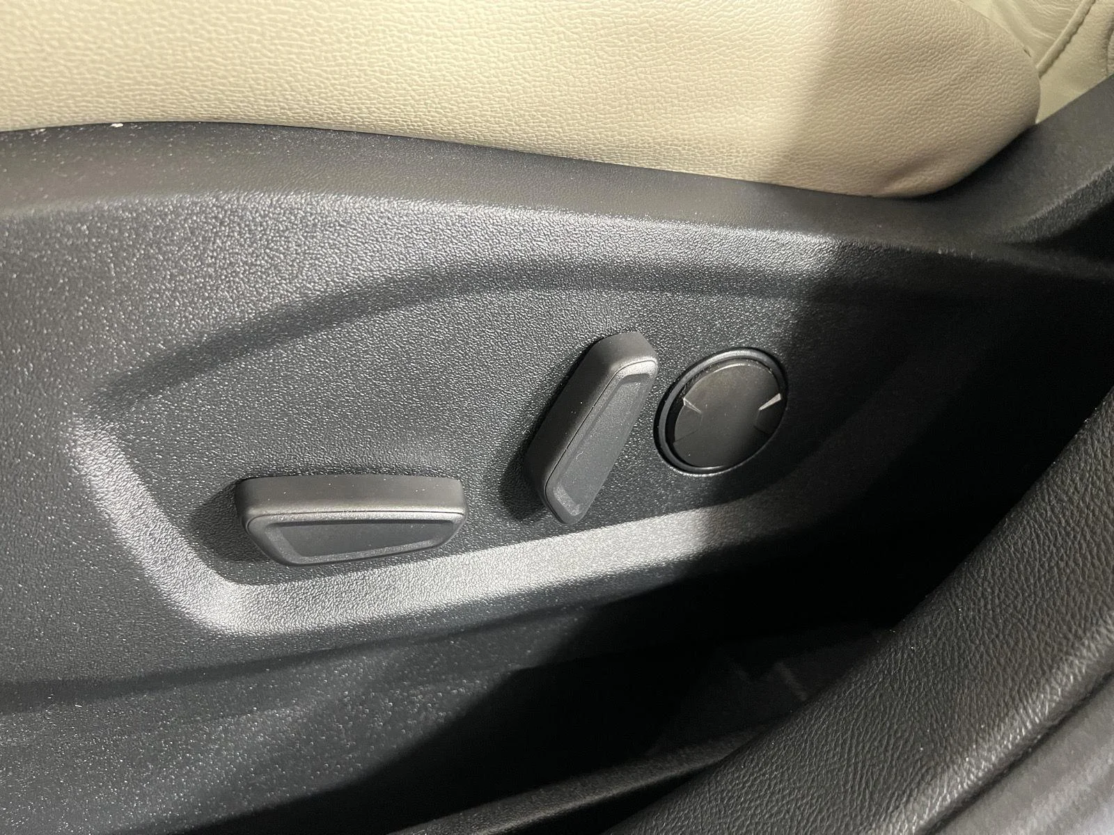 Used 2020 Dark Persian Green Ford Titanium image 14