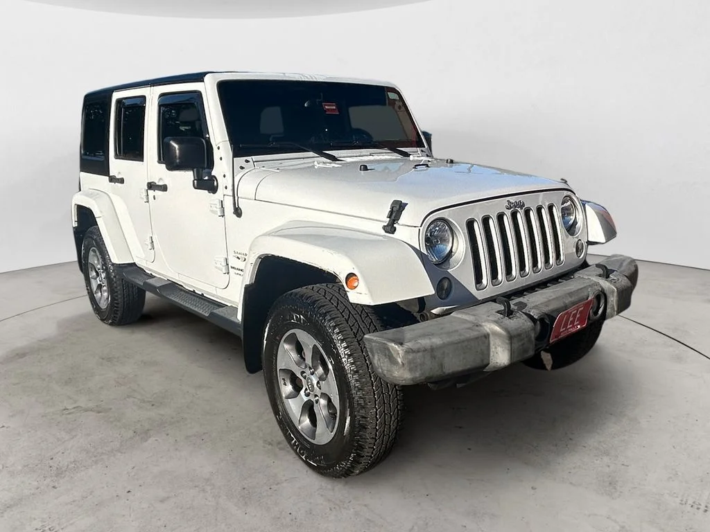 Used 2018 Bright White Jeep Unlimited Sahara 4x4 image 8