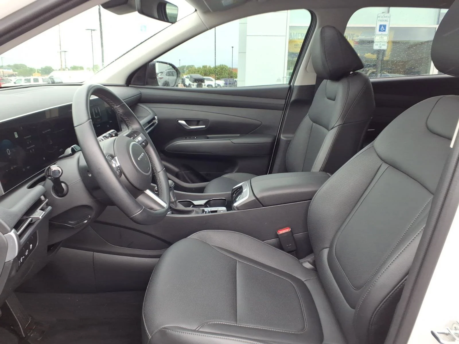 Used 2025 Serenity White Pearl Hyundai SEL Convenience image 26