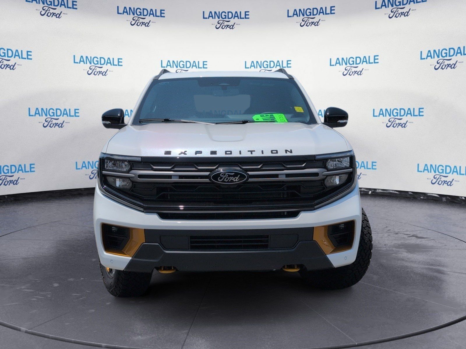 New 2026 Star White Metallic Tri-Coat Ford Tremor image 12