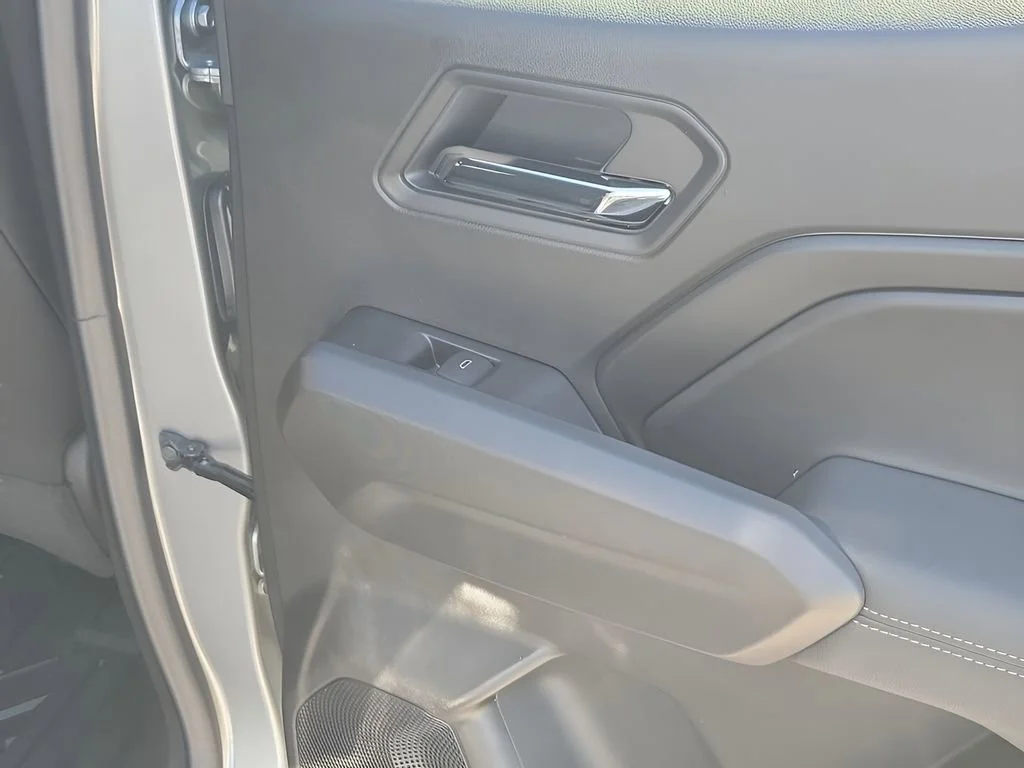 New 2026 Sterling Metallic GMC Elevation image 49