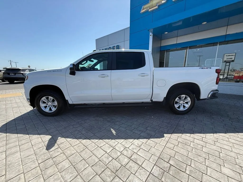 Used 2020 SUMMIT WHITE Chevrolet LT image 7