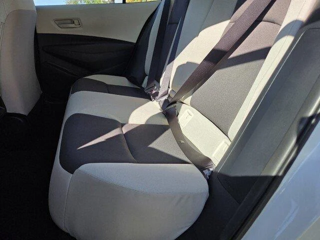 Used 2026 Wind Chill Pearl Toyota LE image 21