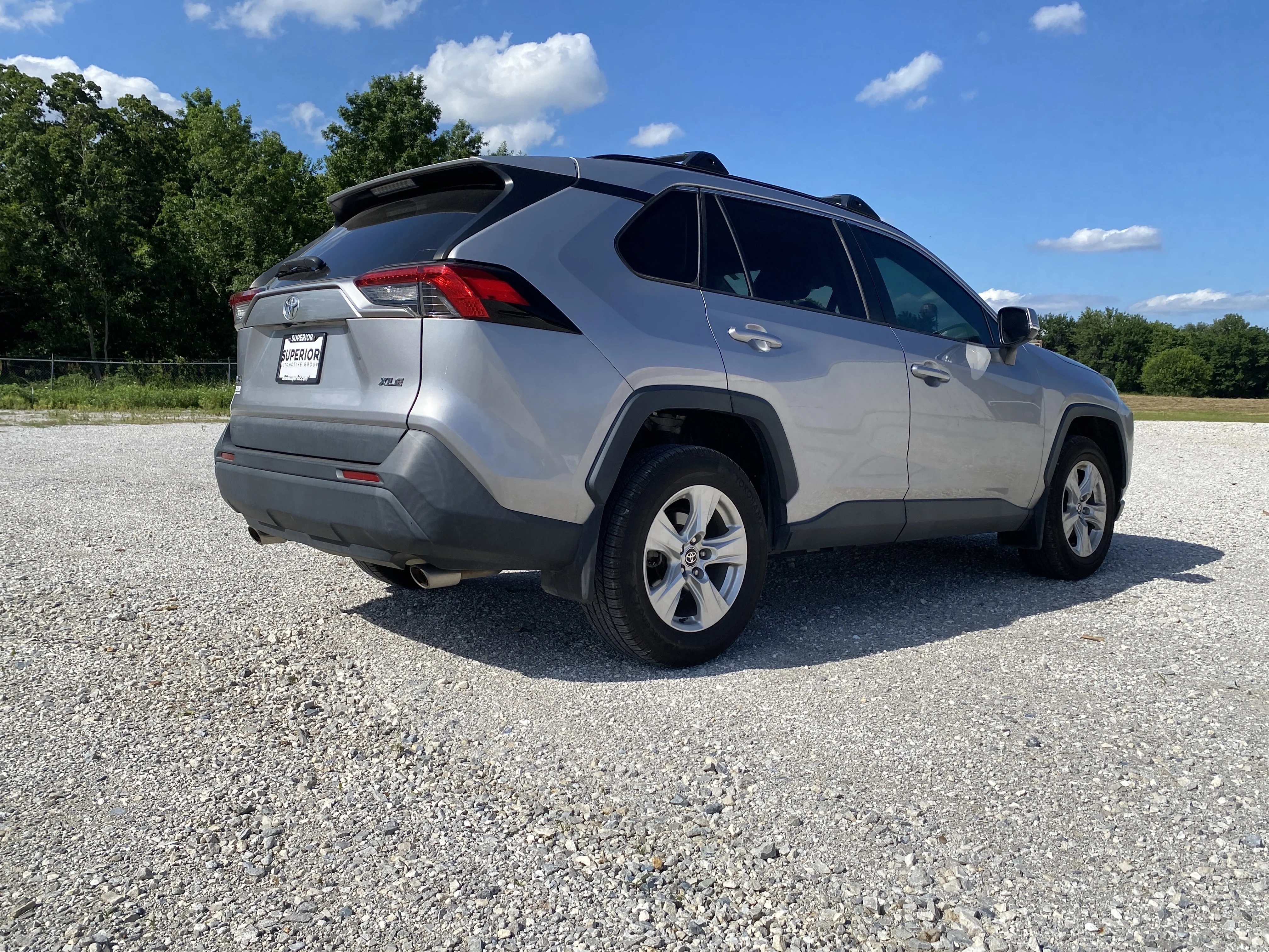 Used 2021 Silver Toyota XLE image 3