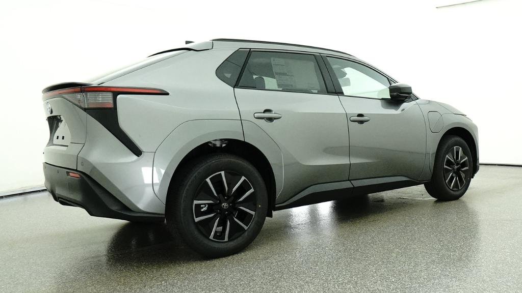 New 2026 Heavy Metal Toyota XLE image 19