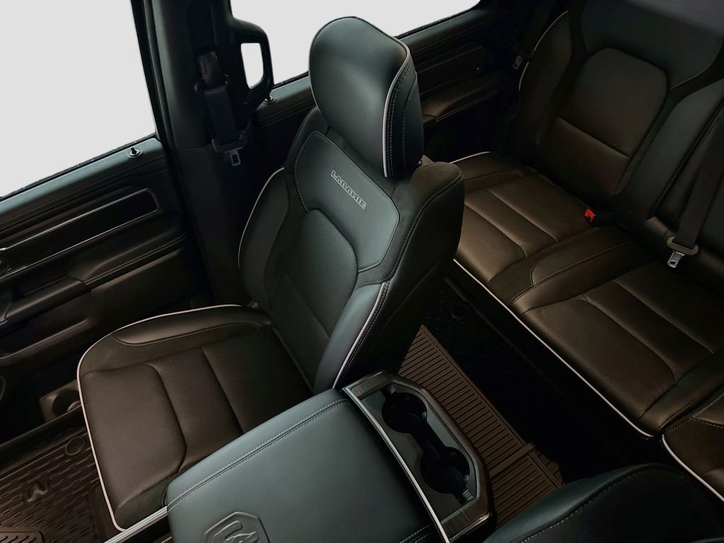 New 2026 Granite Crystal Metallic Clear-Coat Exterior Paint RAM Laramie image 24