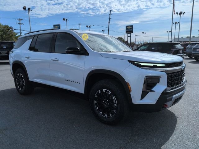 New 2026 Polar White Tricoat Chevrolet Z71 image 7