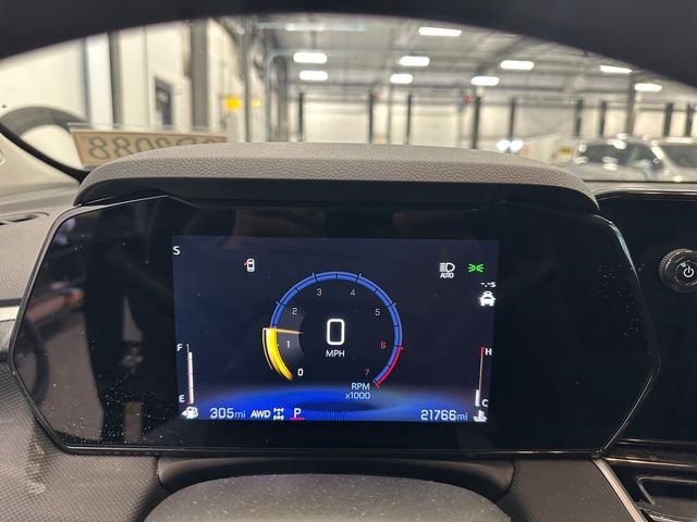 Used 2025 Black Chevrolet LT image 21
