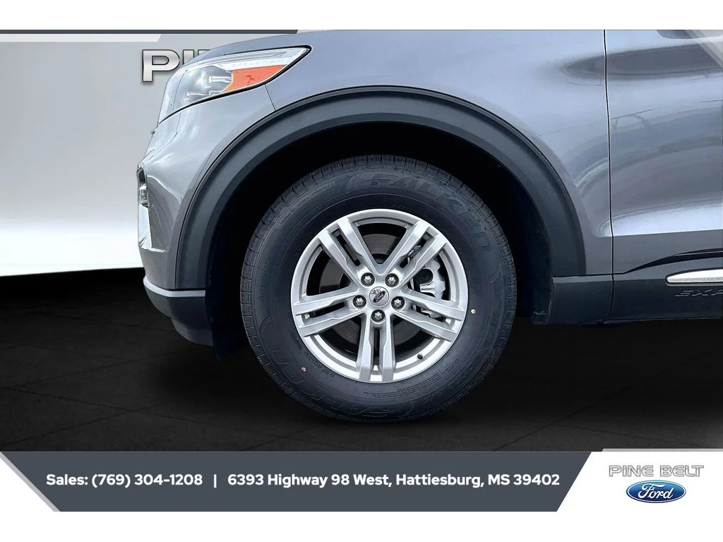 Used 2021 Carbonized Gray Metallic Ford XLT image 9