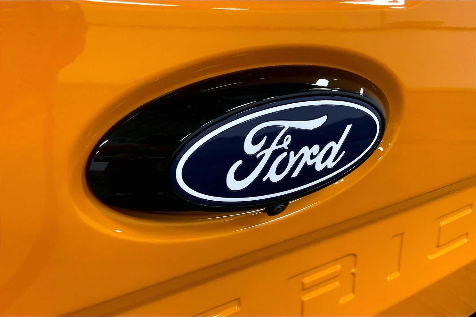 New 2026 Orange Fury Metallic Tri-Coat Ford XLT image 12