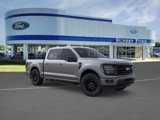 New 2026 Carbonized Gray Metallic Ford XLT image 7
