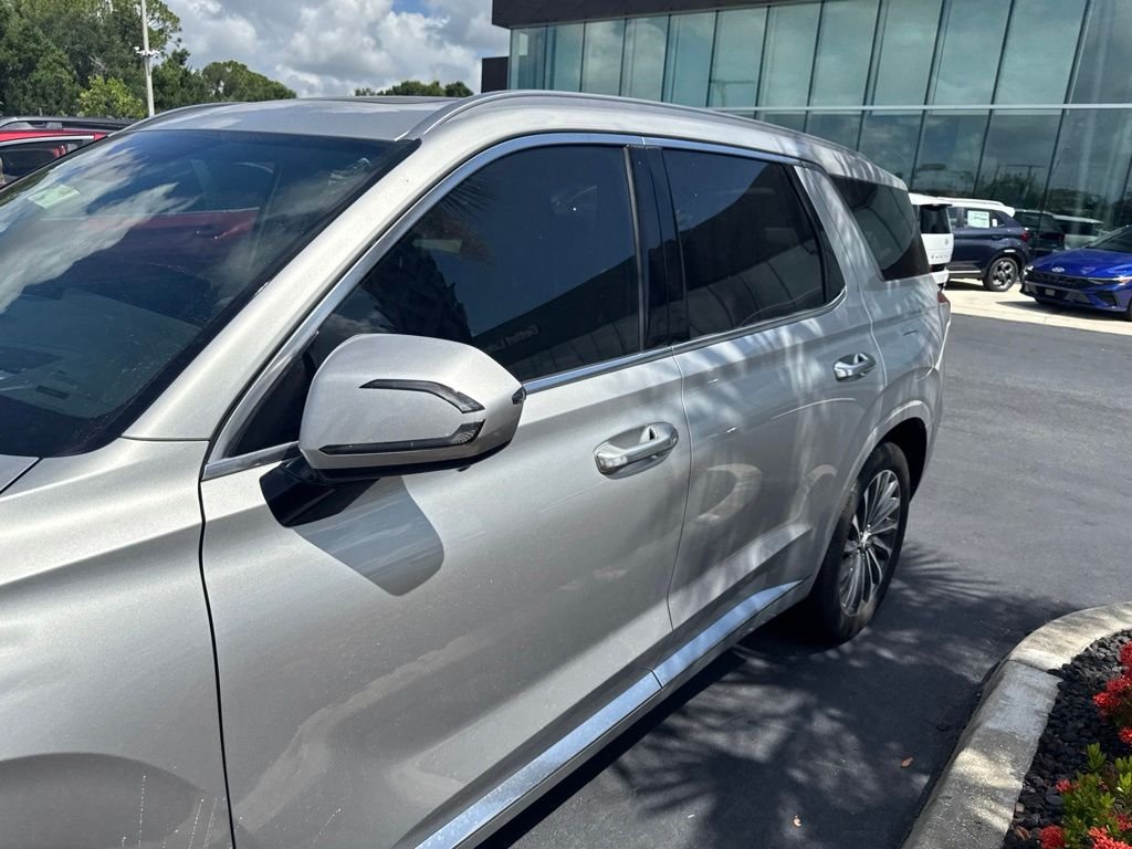 Used 2024 Silver Hyundai Calligraphy image 3
