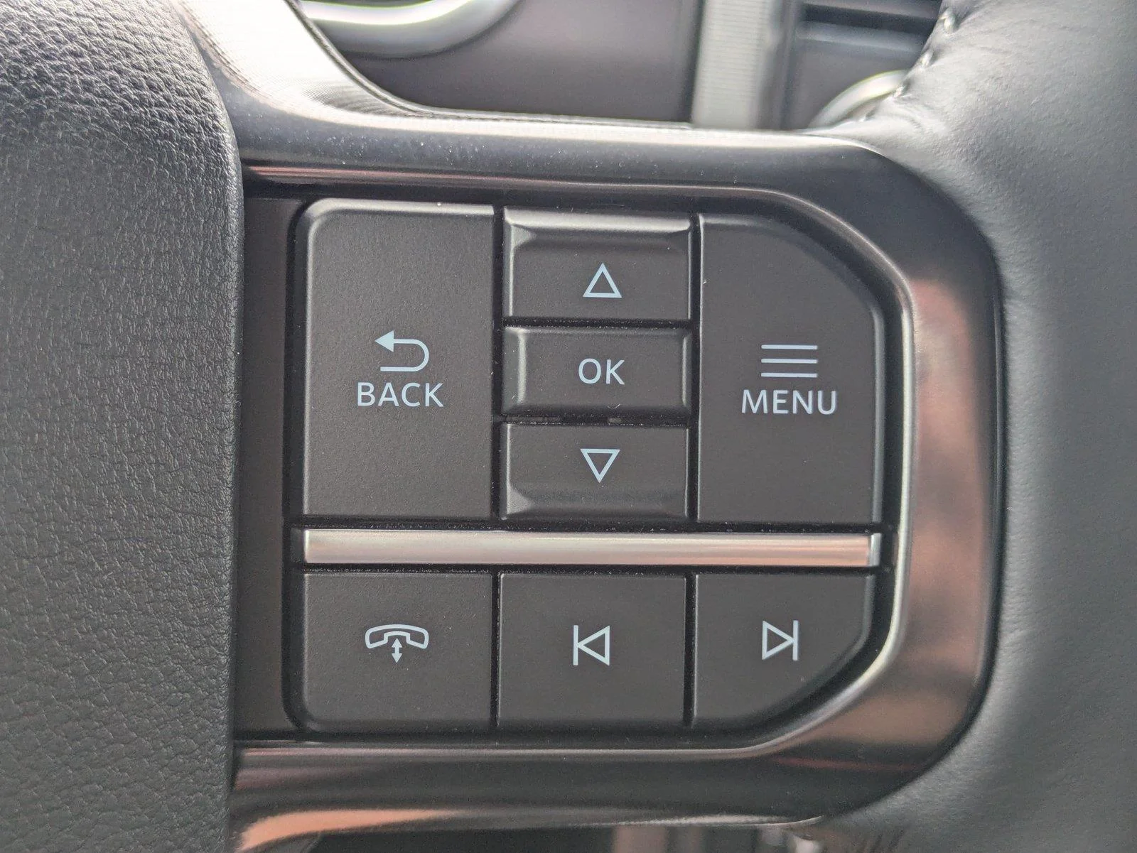 New 2026 Agate Black Metallic Ford Platinum® image 29