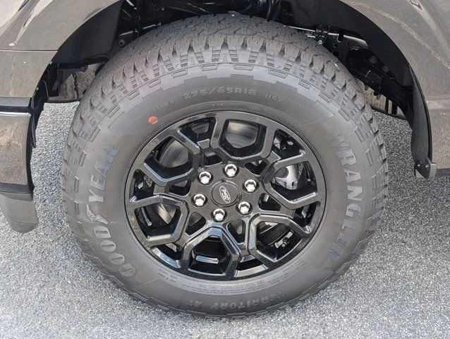 New 2026 Agate Black Metallic Ford XLT image 13