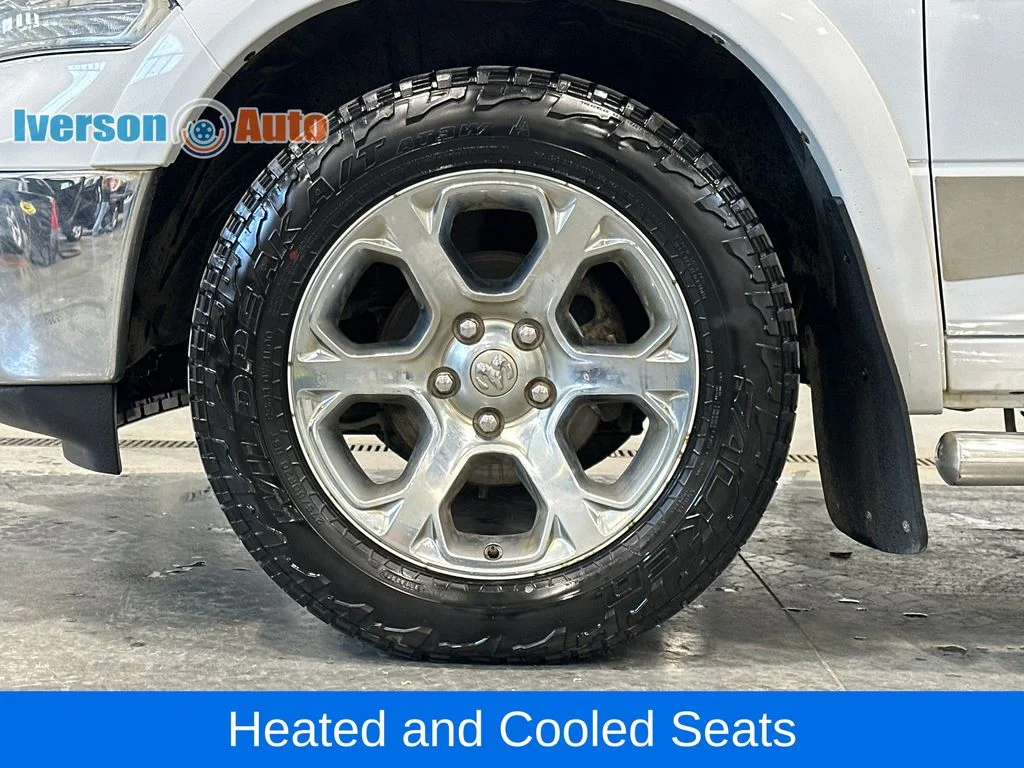 Used 2016 White Ram Laramie image 11
