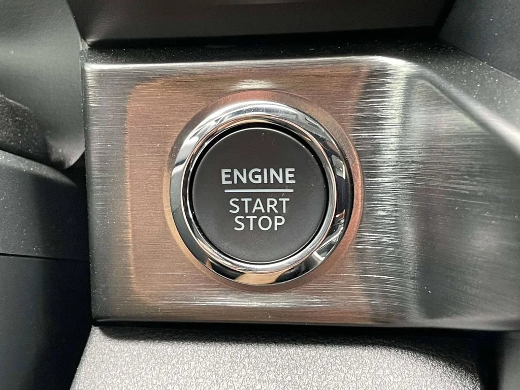 Used 2024 White Ford Lariat image 26