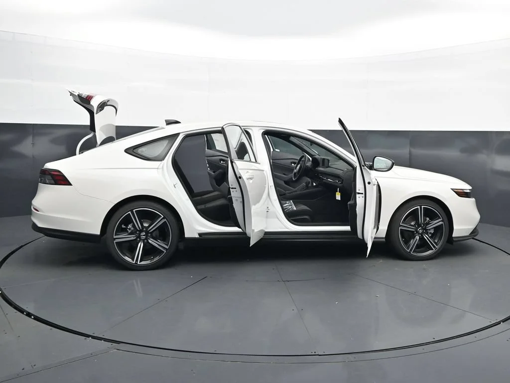 New 2026 Platinum White Pearl Honda Sport image 46