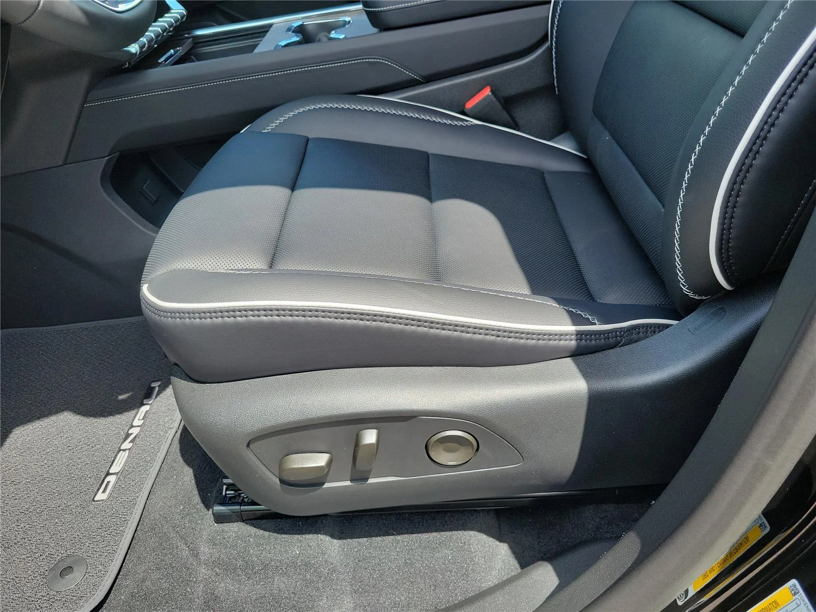 New 2026 Ebony Twilight Metallic GMC Denali image 20