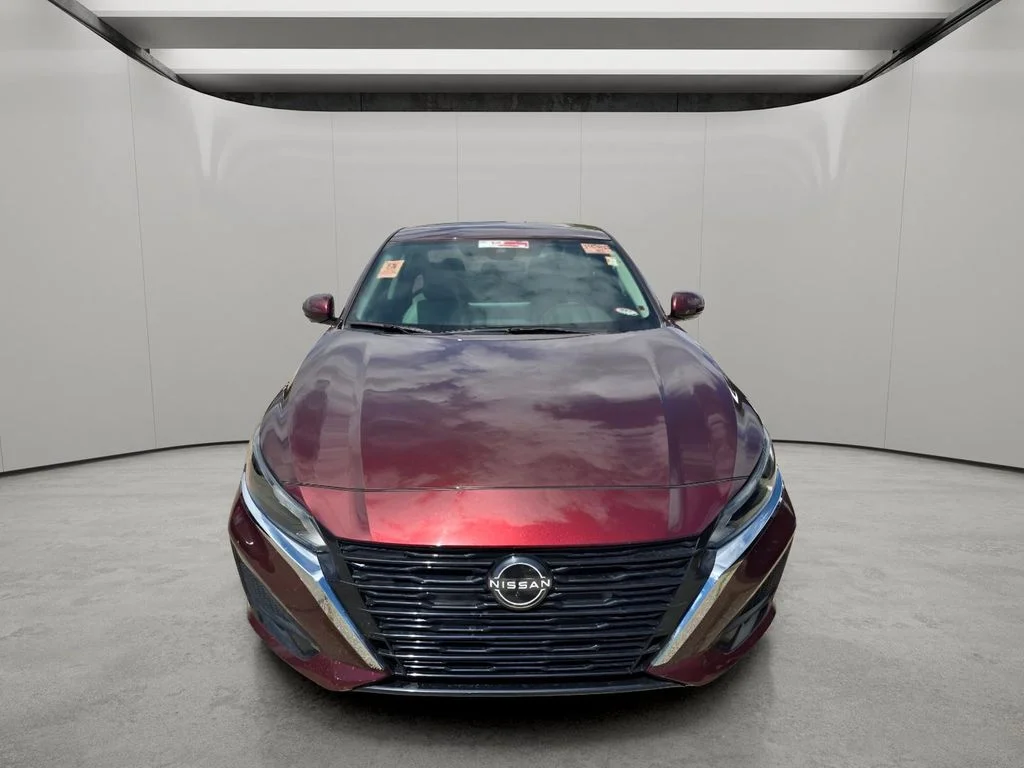 Used 2023 Garnet Pearl Metallic Nissan 2.5 SL image 14