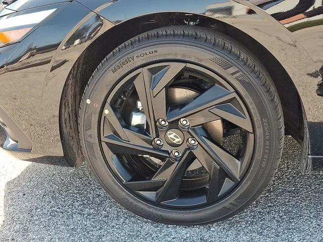 New 2026 Black Hyundai SEL Sport image 20