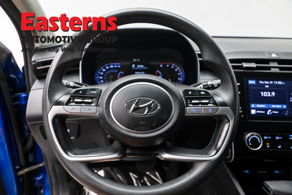 Used 2022 Blue Hyundai SEL image 10