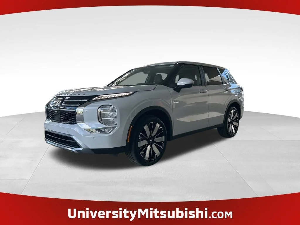2026 Mitsubishi Outlander SE FWD's photo