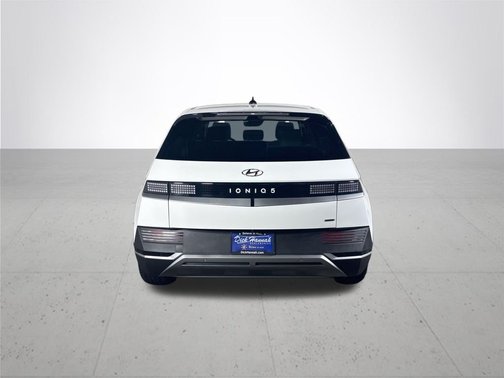 Used 2023 White Hyundai SEL image 7