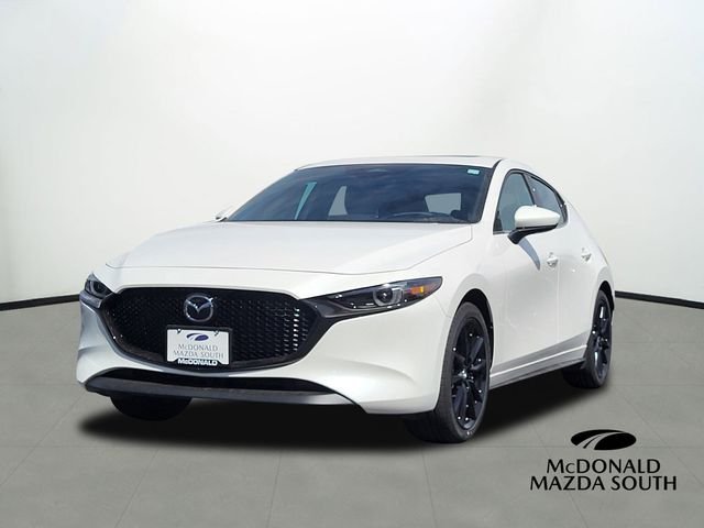 2026 Mazda CX-3 Premium MT 5-Door SKYACTIV's photo
