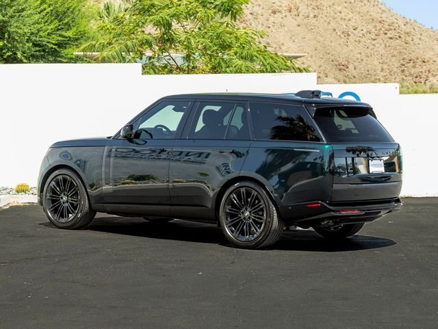 Certified Used 2025 British Racing Green SV Bespoke Ultra Met Gloss Land Rover SE image 9