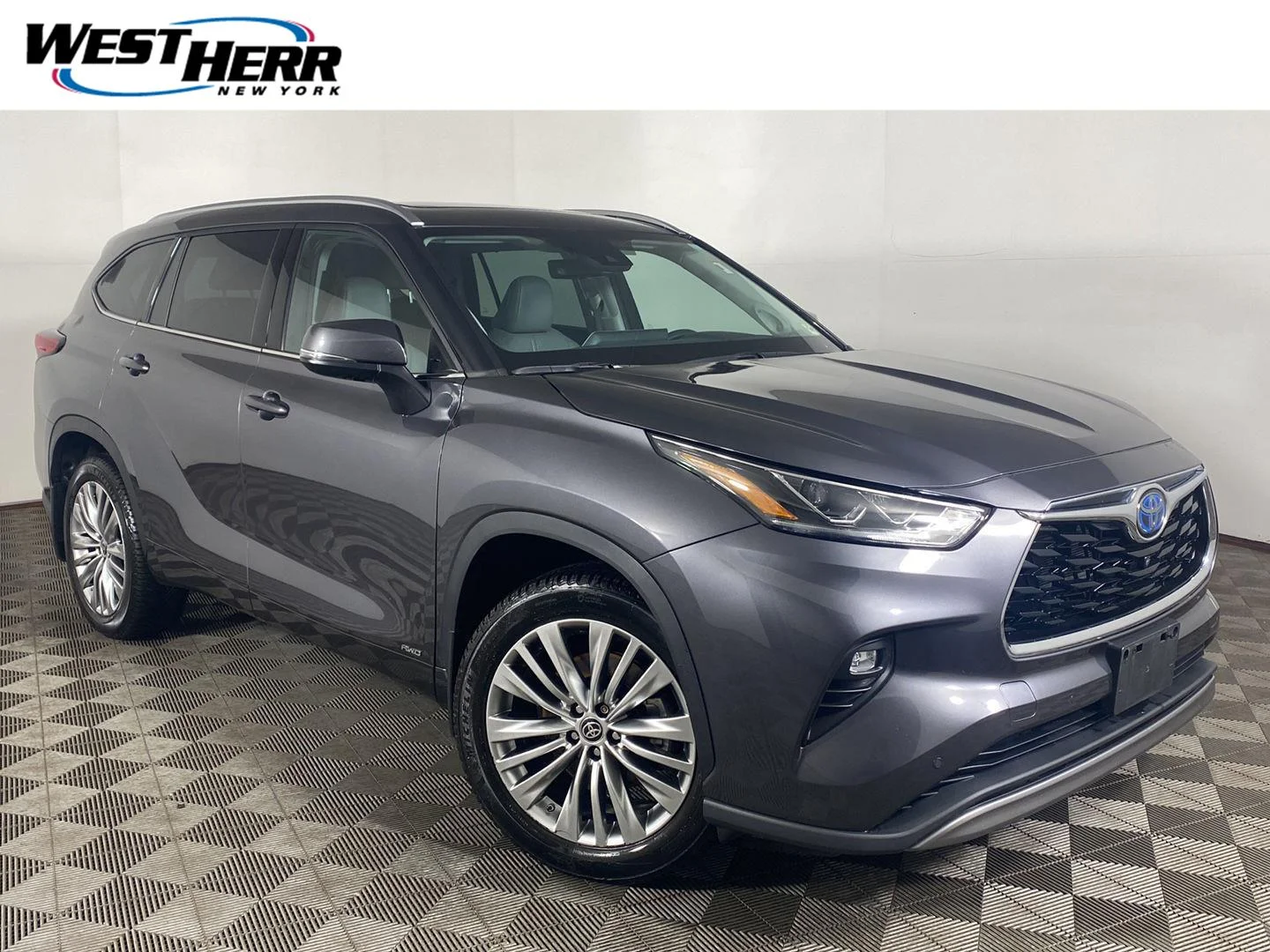 Used 2022 Magnetic Gray Metallic Toyota Platinum image 1