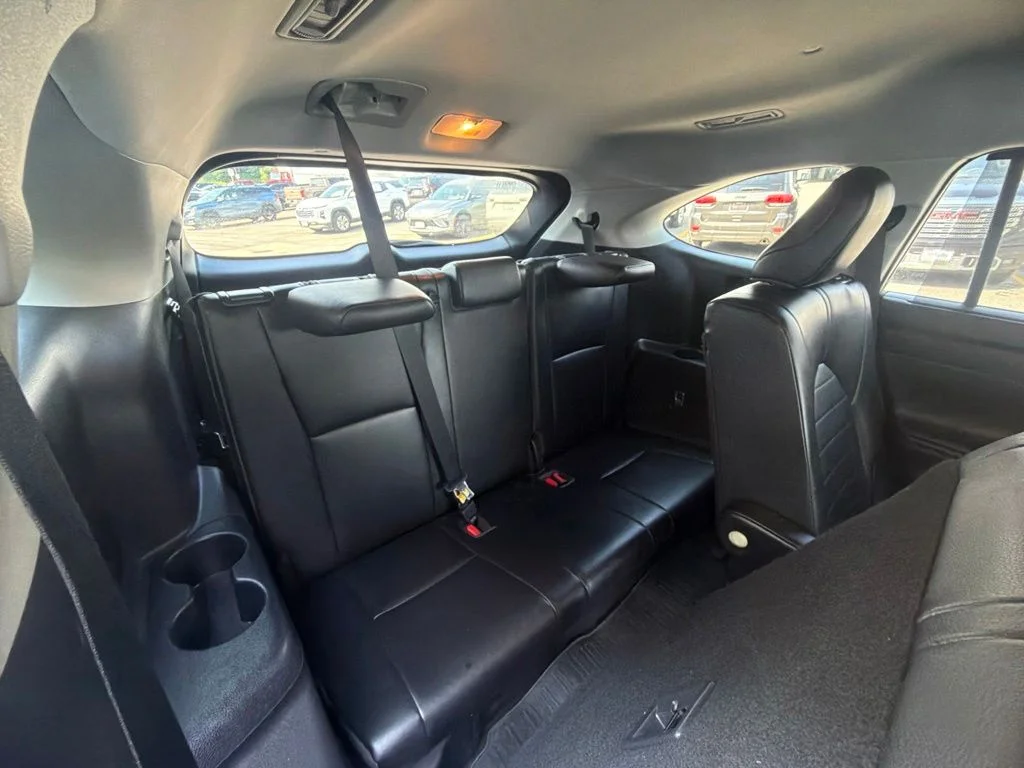 Used 2022 Black Toyota XLE image 44