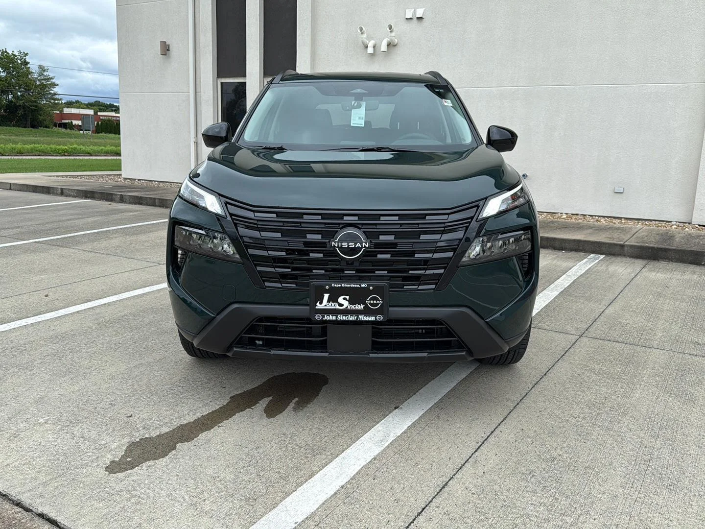 New 2026 Obsidian Green Nissan Dark Armor image 2